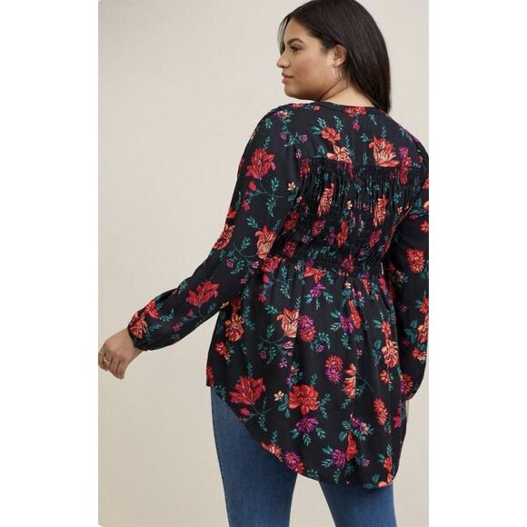 Torrid Twill Smocked Button Front Tunic - Size 3X - Multicolored - Picture 3 of 10